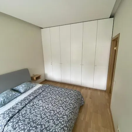 דירה City Central Apartment פלאנגה