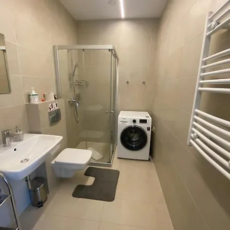 City Central Apartment *