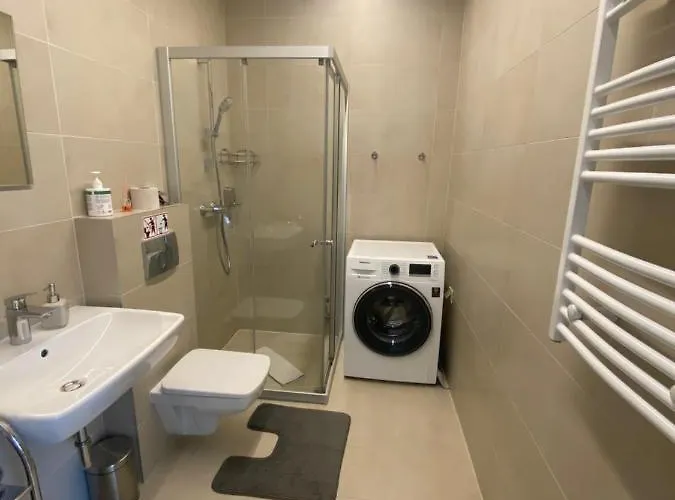 City Central Apartment *